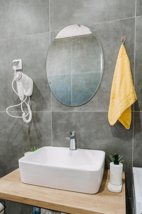 Constantin Inn Ni Εξωτερικό φωτογραφία