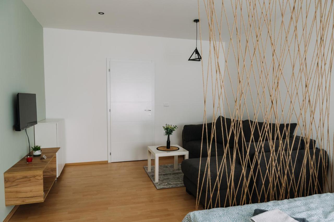 Constantin Inn Ni Εξωτερικό φωτογραφία