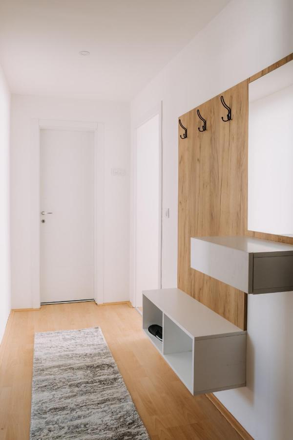 Constantin Inn Ni Εξωτερικό φωτογραφία