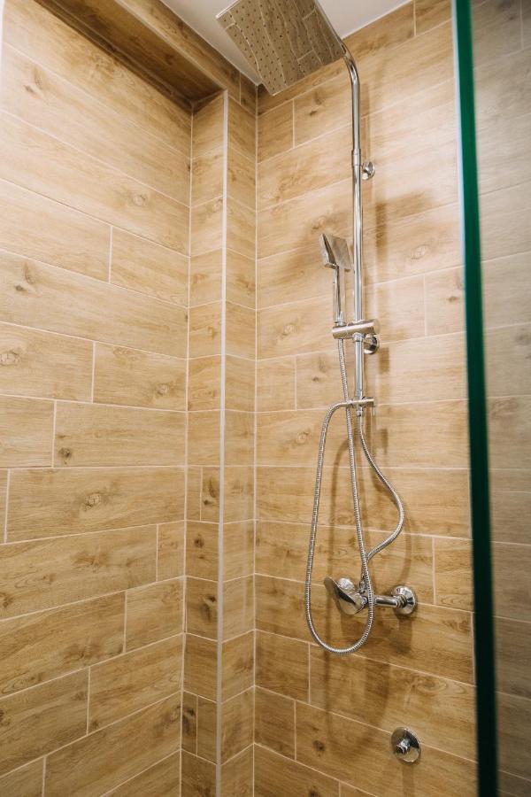 Constantin Inn Ni Εξωτερικό φωτογραφία